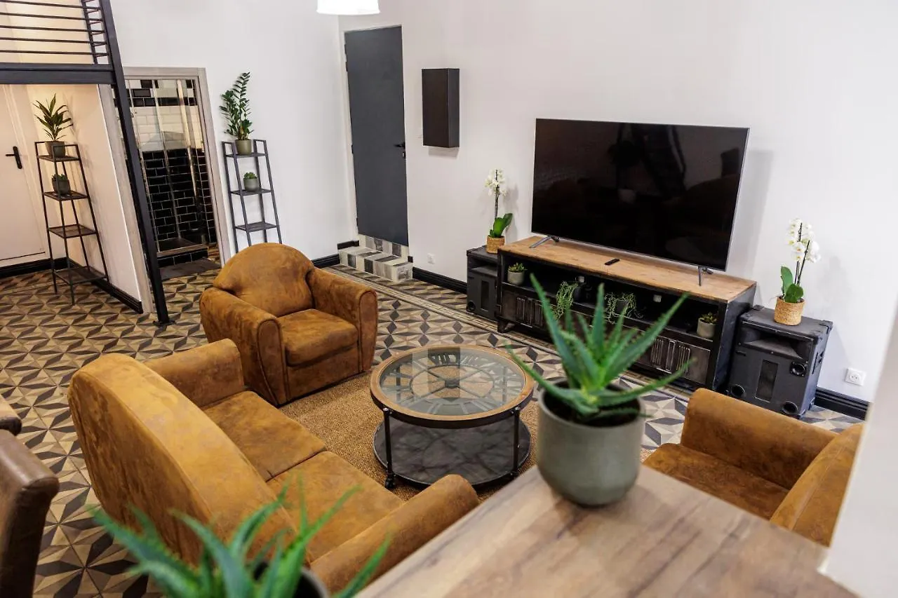 Appartement Loft SSL INSOLITE!!!! Gignac-la-Nerthe France